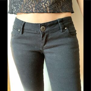 Urbanvibe black skinny leg jeans, size 7